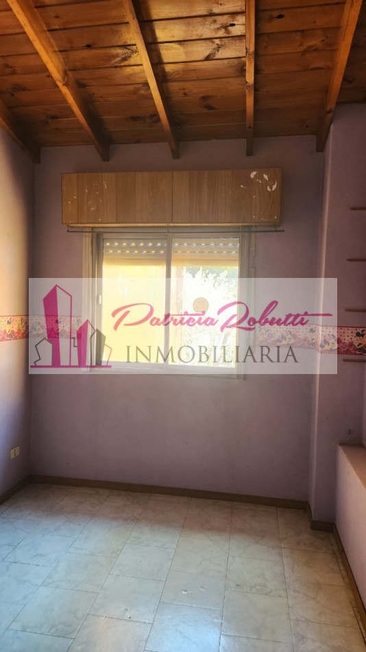 VENTA CASA 6 AMB CON GARAGE Y PARQUE EN GRAL PAZ ENTRE AV CRUZ Y CHILAVERT VILLA LUGANO LOTE TERRENO 8.66 X 31 