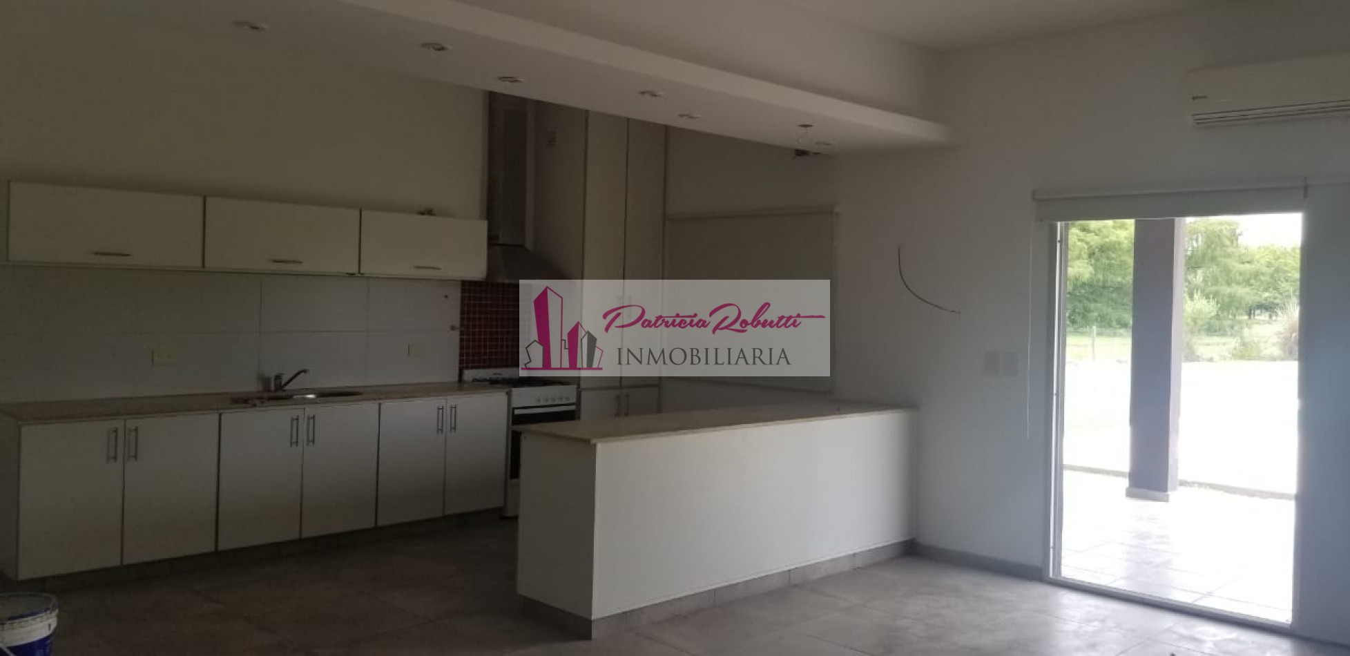 EN ALQUILER CASA 4 AMBIENTES EN GENERAL RODRIGUEZ.