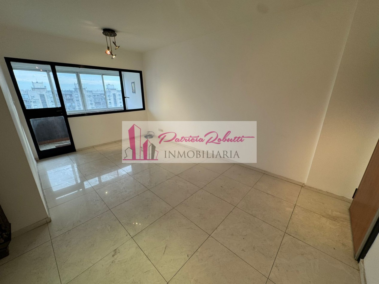 EN VENTA DEPARTAMENTO 4 AMBIENTES CON COCHERA -VILLA CELINA.
