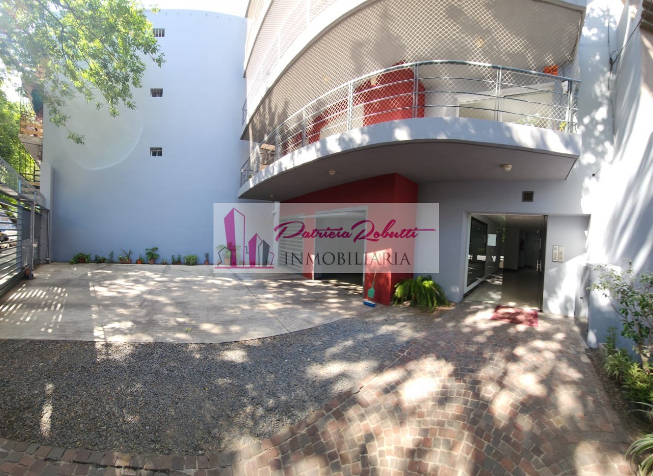 EN VENTA DEPARTAMENTO 2 AMBIENTES EN FLORESTA.