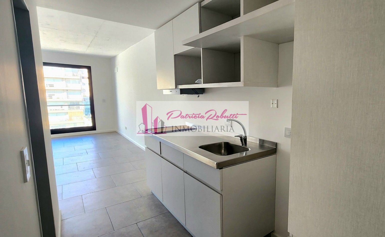 EN VENTA DEPARTAMENTO MONOAMBIENTE CON COCHERA EN ALMAGRO.