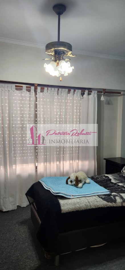 EN VENTA CASA 4 AMBIENTES CON PILETA Y TERRAZA (ESPACIO AEREO PARA EDIFICAR) MAS DUPLEX 2 AMBIENTES Se vende casa 4 ambientes con A TERMINAR- TABLADA