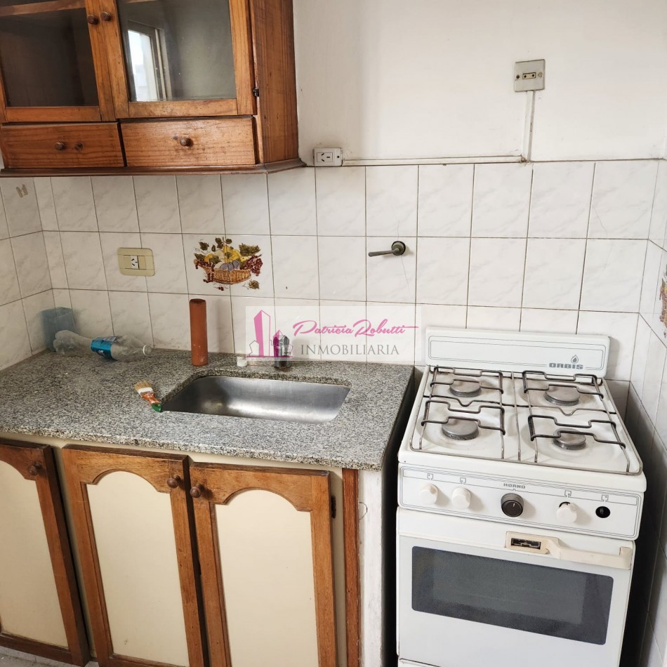 EN VENTA DEPARTAMENTO MONOAMBIENTE RECICLADO OPORTUNIDAD SOBRE VELEZ SARFIELD - CIUDAD MADERO.