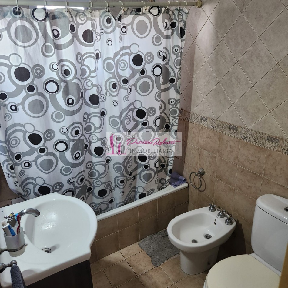 EN VENTA DEPARTAMENTO 2 AMBIENTES AL FRENTE CON BALCON EN VILLA MADERO.