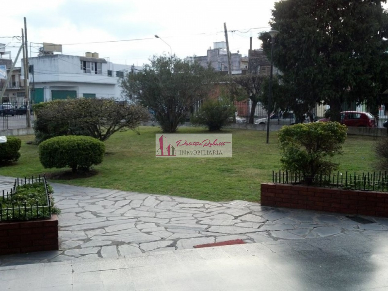 EN VENTA DEPARTAMENTO 3 AMBIENTES CON COCHERA -VILLA CELINA