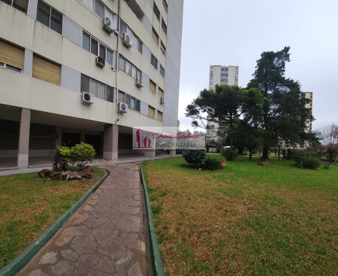 EN VENTA DEPARTAMENTO 3 AMBIENTES CON COCHERA -VILLA CELINA.