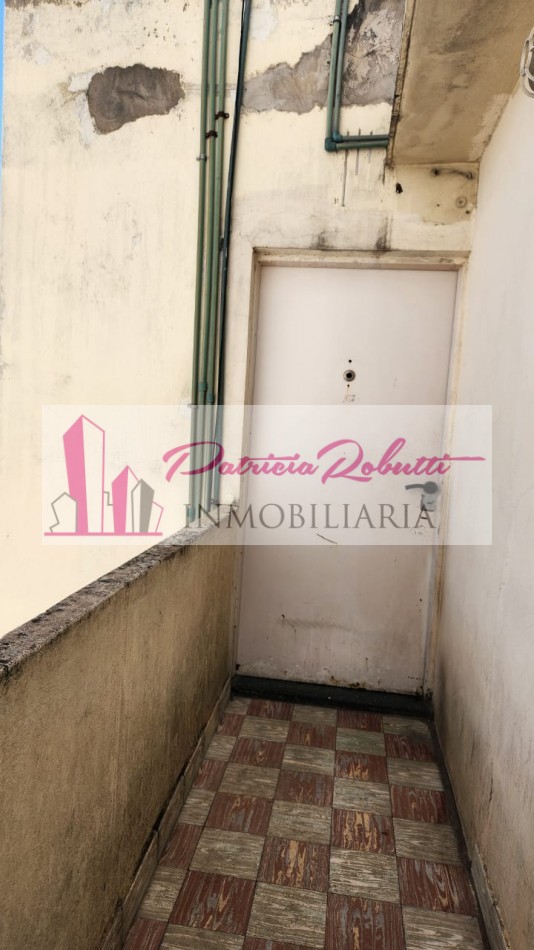 EN VENTA CASA MULTIFAMILIAR EN VILLA CELINA POLO TEXTIL LOTE.