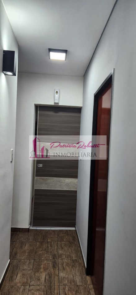 EN VENTA CASA 4 AMBIENTES CON PILETA Y TERRAZA (ESPACIO AEREO PARA EDIFICAR) MAS DUPLEX 2 AMBIENTES Se vende casa 4 ambientes con A TERMINAR- TABLADA