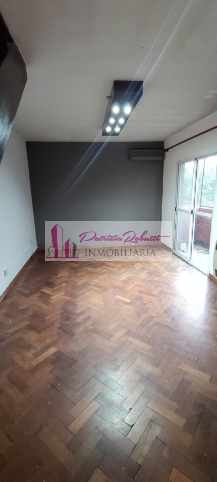 EN VENTA DEPARTAMENTO TIPO DUPLEX 4 AMBIENTES EN VILLA CELINA.