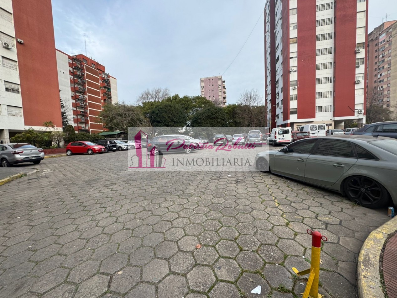 EN VENTA DEPARTAMENTO 4 AMBIENTES CON COCHERA -VILLA CELINA.