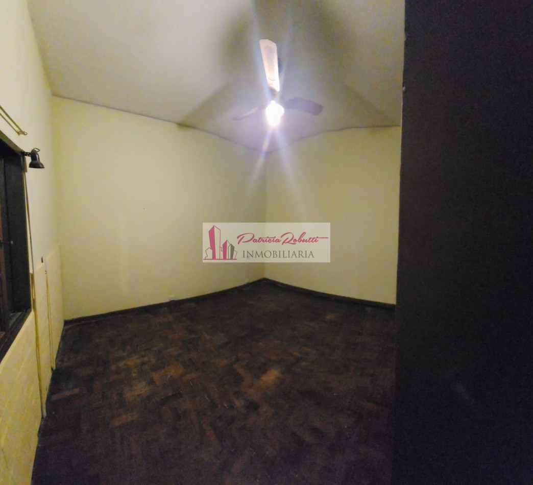 En venta Ph 4 ambientes con patio y terraza y espacio complementario monoambiente con baño y jardin. MULTIFAMILIAR en Villa Celina
