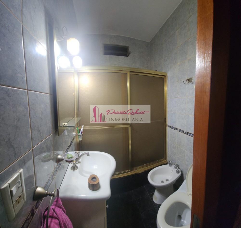 EN  VENTA PH 4 AMB CON PEQUEÑO PATIO Y TERRAZA- VILLA CELINA LA MATANZA