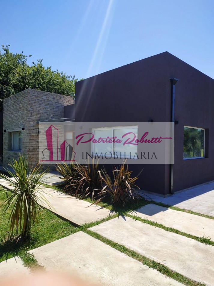 EN ALQUILER CASA 4 AMBIENTES EN GENERAL RODRIGUEZ.