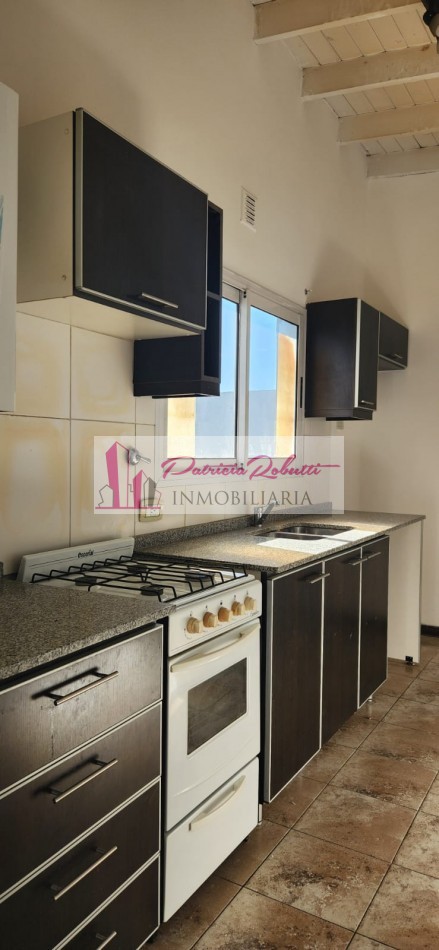 En venta departamento 3 ambientes con 2 balcones Floresta
