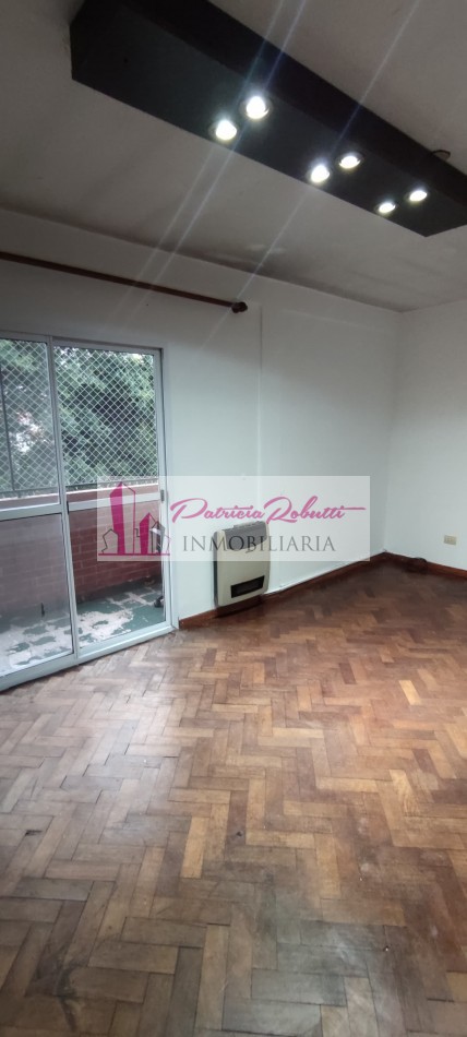 EN VENTA DEPARTAMENTO TIPO DUPLEX 4 AMBIENTES EN VILLA CELINA.