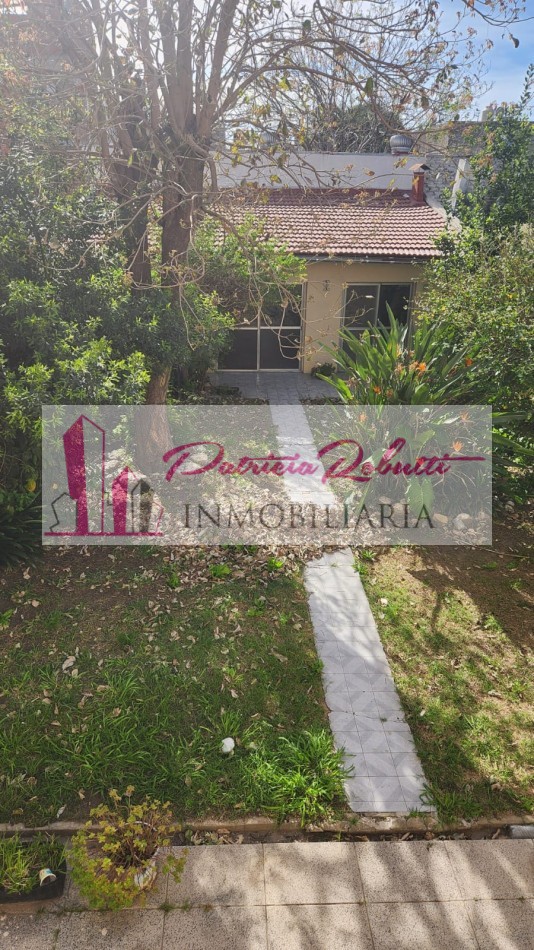 EN VENTA CASA 4 AMBIENTES EN VILLA CELINA POLO TEXTIL LOTE