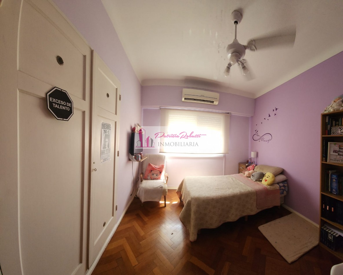 EN VENTA DEPARTAMENTO 4 AMBIENTES CON BALCON Y COCHERA- BARRIO GENERAL PAZ- VILLA CELINA
