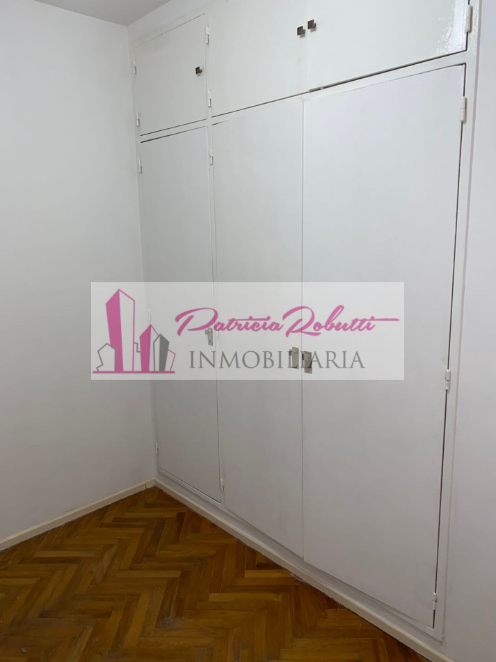 EN VENTA DPTO 3 AMBIENTES AL FRENTE CON BALCON EN PALERMO.