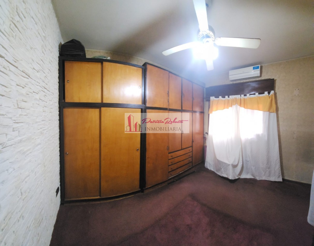 EN  VENTA PH 4 AMB CON PEQUEÑO PATIO Y TERRAZA- VILLA CELINA LA MATANZA