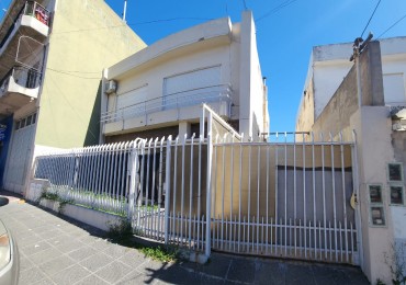 EN VENTA CASA MULTIFAMILIAR EN VILLA CELINA POLO TEXTIL LOTE.