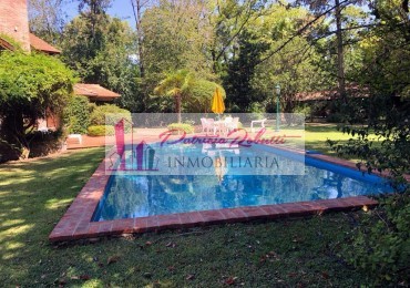 SE VENDE CASA 5 AMBIENTES CON PARQUE, PISCINA, CASA DE HUESPED GRAL. RODRIGUEZ