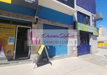 SE ALQUILA LOCAL COMERCIAL EN VILLA LUGANO.