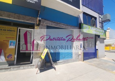 SE ALQUILA LOCAL COMERCIAL EN VILLA LUGANO.