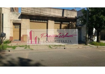 EN VENTA CASA 3 AMBIENTES + 2 LOCALES EN VILLA CELINA 