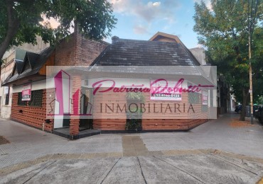 EN VENTA EXCELENTE CASA 5 AMBIENTES CON QUINCHO Y TERRAZA- FLORES NORTE- CABA.