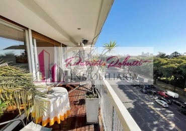 SE VENDE IMPECABLE DEPARTAMENTO DE CATEGORIA 4 AMBIENTES EN PALERMO SOBRE AV LIBERTADOR 