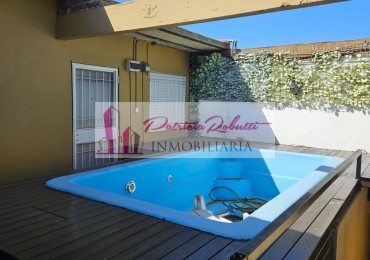 EN VENTA CASA 4 AMBIENTES CON PISCINA, PATIO, TERRAZA Y GARAGE VILLA MADERO