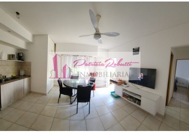 EN VENTA DEPARTAMENTO 2 AMBIENTES AL FRENTE CON BALCON EN VILLA MADERO.