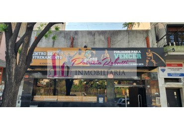 EN VENTA LOCAL COMERCIAL/ DEPOSITO/ GALPON GRAN METRAJE -VILLA LUGANO 